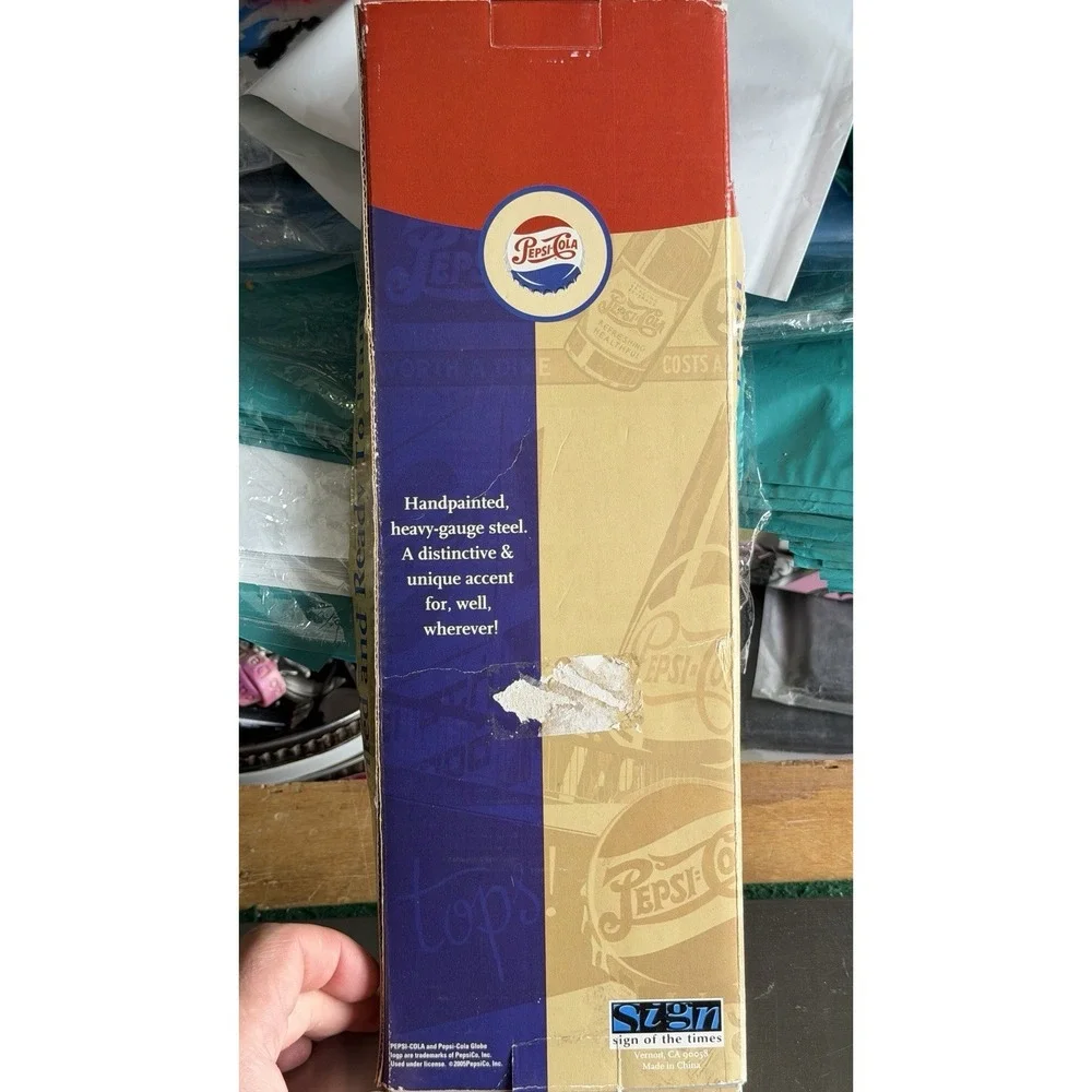 Vintage Pepsi-Cola 3D Metal‎ Bottle Sign Hand Painted Wall Decor w/ Box